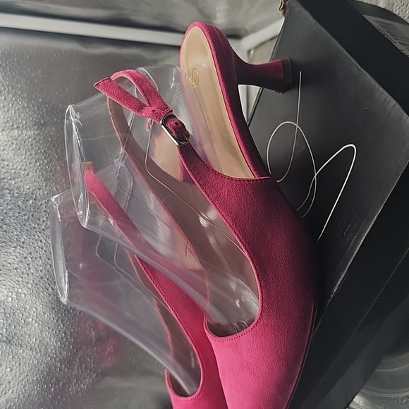 A New Pink Heels size 8.5 Mysoft Suede NIB - Picture 3 of 11